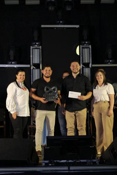 Primeira noite da grande final do IV Canta Cantu lota o Pavilhão da Paróquia Sant'Ana e emociona Laranjeiras do Sul